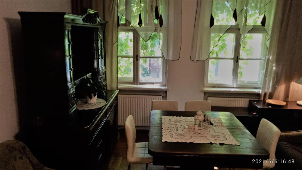 Florianska Old Town Apartment Krakow Luaran gambar